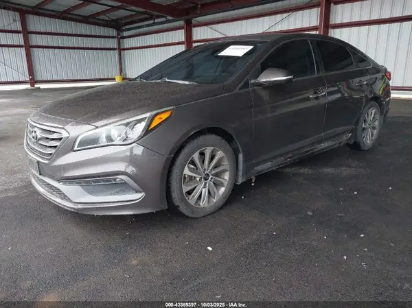 5NPE34AF6HH473679 2017 HYUNDAI SONATA - Image 2