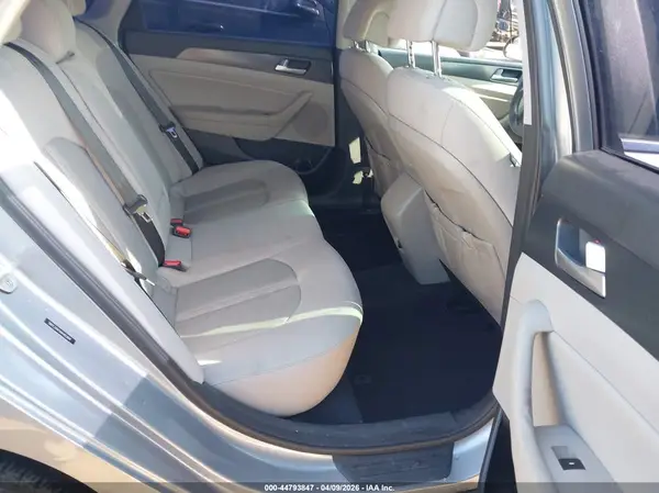 5NPE34AF6HH483841 2017 HYUNDAI SONATA - Image 8