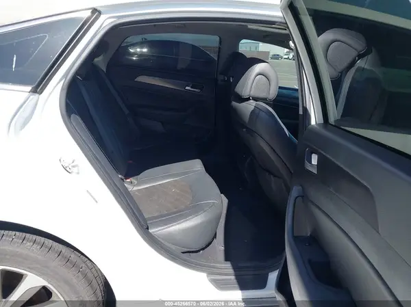 5NPE34AF6HH519317 2017 HYUNDAI SONATA - Image 8