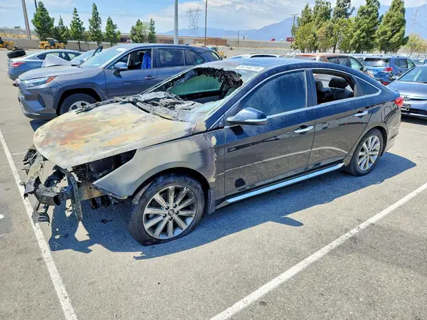 5NPE34AF6HH524386 2017 HYUNDAI SONATA - Image 1