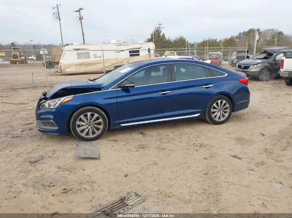 5NPE34AF6HH543696 2017 HYUNDAI SONATA - Image 2