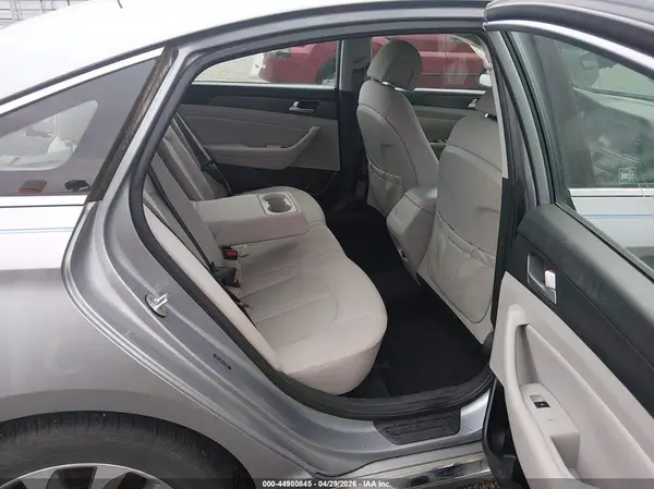 5NPE34AF6HH546825 2017 HYUNDAI SONATA - Image 8