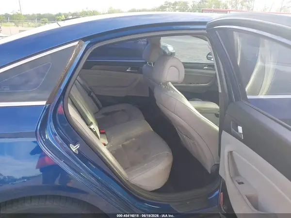 5NPE34AF6HH585818 2017 HYUNDAI SONATA - Image 8