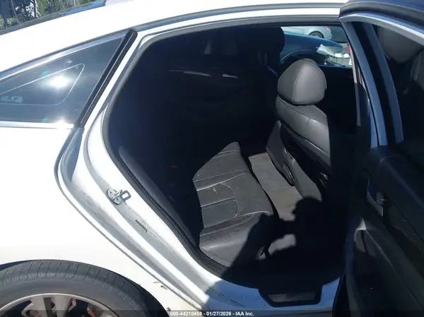5NPE34AF6JH597280 2018 HYUNDAI SONATA - Image 8