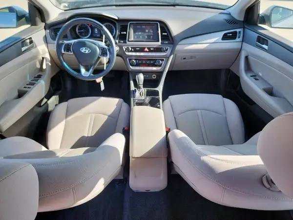 5NPE34AF6JH610609 2018 HYUNDAI SONATA - Image 8
