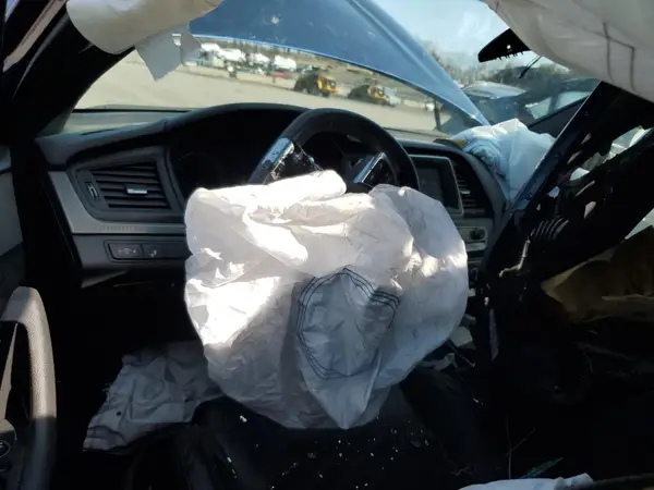 5NPE34AF6JH615938 2018 HYUNDAI SONATA - Image 8