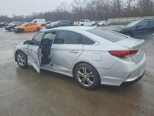 5NPE34AF6JH616099 2018 HYUNDAI SONATA - Image 2