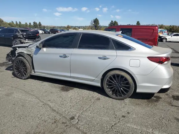 5NPE34AF6JH623182 2018 HYUNDAI SONATA - Image 2