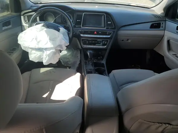 5NPE34AF6JH623182 2018 HYUNDAI SONATA - Image 8