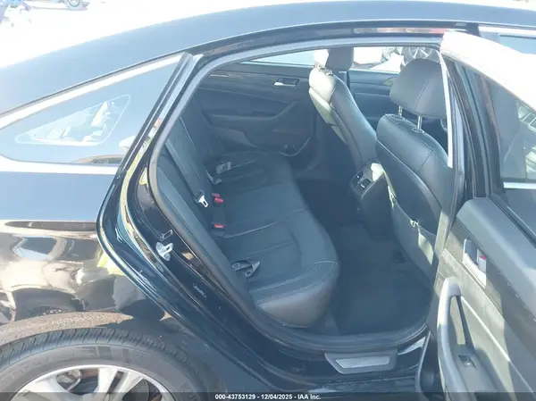 5NPE34AF6JH625191 2018 HYUNDAI SONATA - Image 8