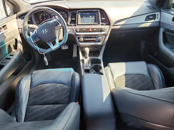 5NPE34AF6JH625823 2018 HYUNDAI SONATA - Image 8