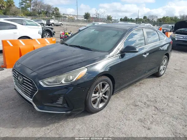 5NPE34AF6JH627457 2018 HYUNDAI SONATA - Image 2