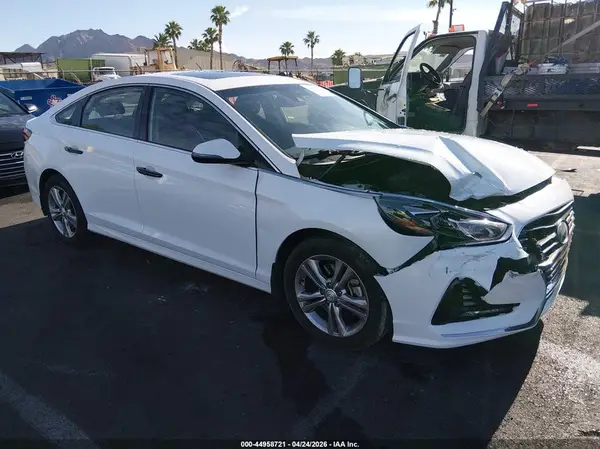 5NPE34AF6JH629824 2018 HYUNDAI SONATA - Image 1