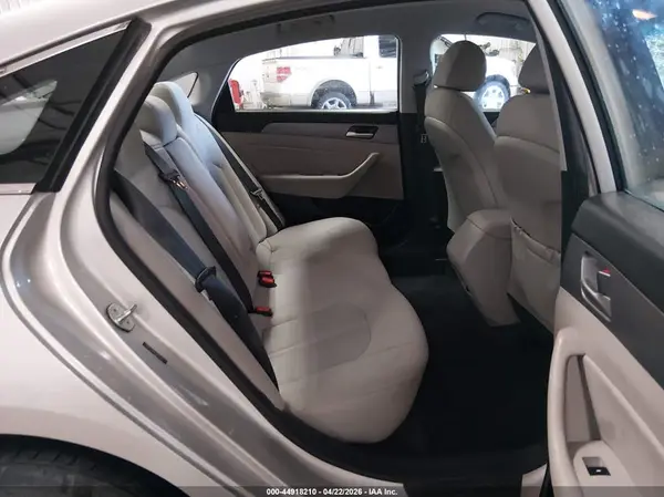 5NPE34AF6JH630648 2018 HYUNDAI SONATA - Image 8