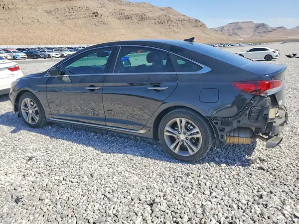 5NPE34AF6JH630889 2018 HYUNDAI SONATA - Image 2
