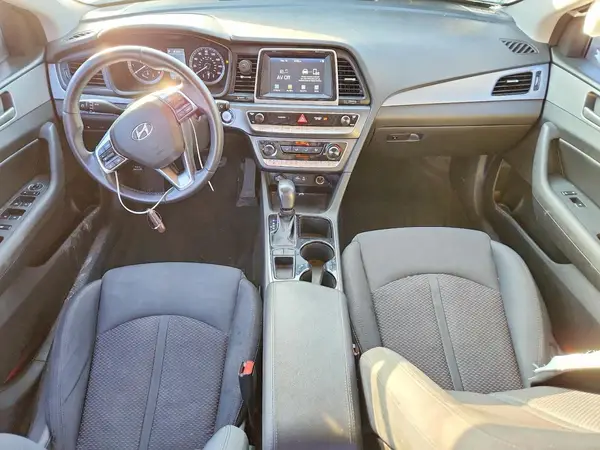 5NPE34AF6JH641763 2018 HYUNDAI SONATA - Image 8