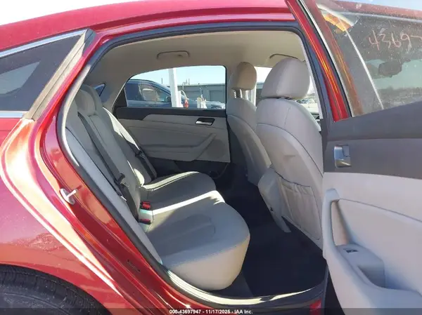 5NPE34AF6JH642217 2018 HYUNDAI SONATA - Image 8