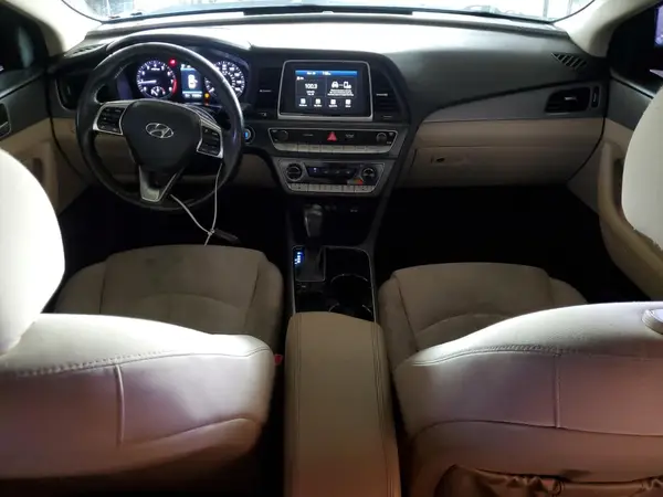 5NPE34AF6JH643528 2018 HYUNDAI SONATA - Image 8