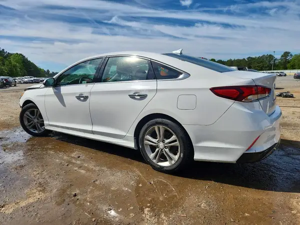 5NPE34AF6JH647899 2018 HYUNDAI SONATA - Image 2