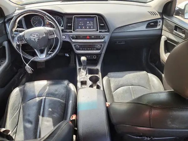 5NPE34AF6JH647899 2018 HYUNDAI SONATA - Image 8