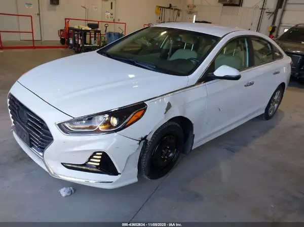5NPE34AF6JH651306 2018 HYUNDAI SONATA - Image 2