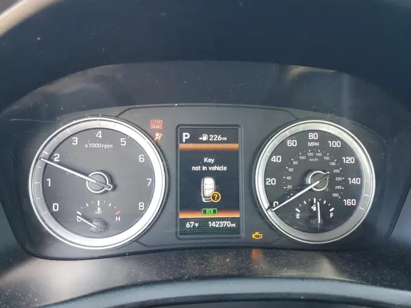 5NPE34AF6JH654481 2018 HYUNDAI SONATA - Image 8