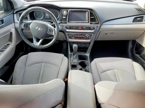 5NPE34AF6JH657896 2018 HYUNDAI SONATA - Image 8