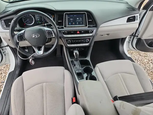 5NPE34AF6JH659051 2018 HYUNDAI SONATA - Image 8
