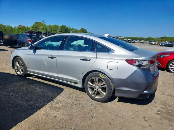 5NPE34AF6JH659356 2018 HYUNDAI SONATA - Image 2