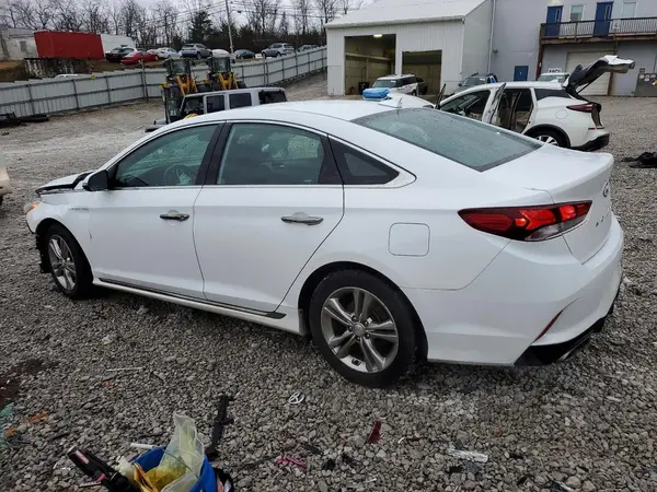 5NPE34AF6JH659518 2018 HYUNDAI SONATA - Image 2