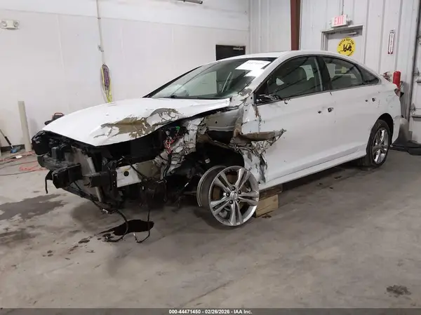 5NPE34AF6JH664203 2018 HYUNDAI SONATA - Image 2