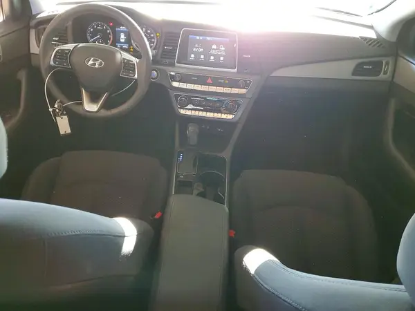 5NPE34AF6JH666274 2018 HYUNDAI SONATA - Image 8