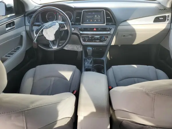 5NPE34AF6JH668722 2018 HYUNDAI SONATA - Image 8