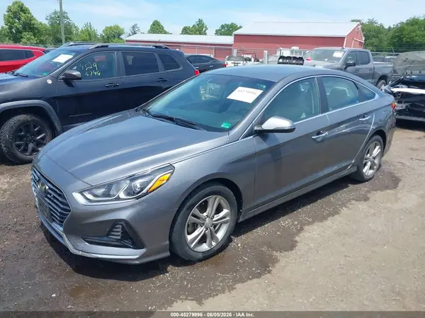 5NPE34AF6JH668753 2018 HYUNDAI SONATA - Image 2
