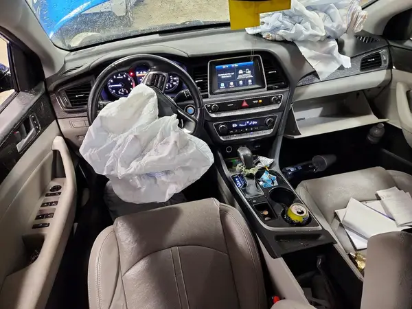 5NPE34AF6JH669675 2018 HYUNDAI SONATA - Image 8