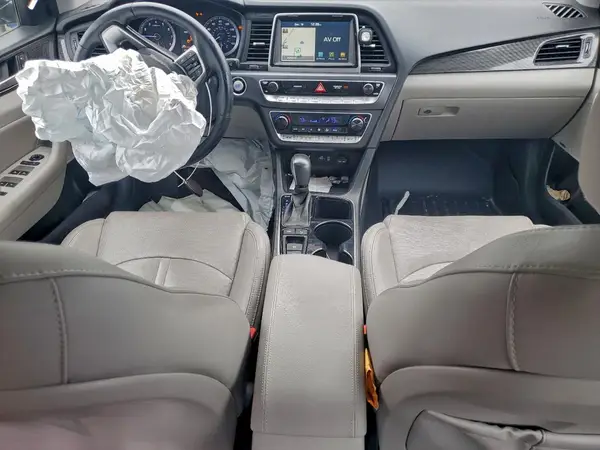 5NPE34AF6JH675105 2018 HYUNDAI SONATA - Image 8