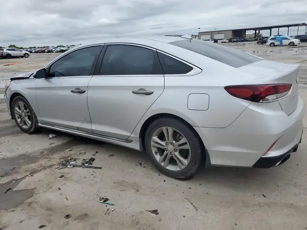 5NPE34AF6JH675850 2018 HYUNDAI SONATA - Image 2