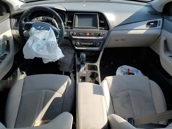 5NPE34AF6JH676271 2018 HYUNDAI SONATA - Image 8