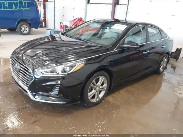 5NPE34AF6JH677551 2018 HYUNDAI SONATA - Image 2