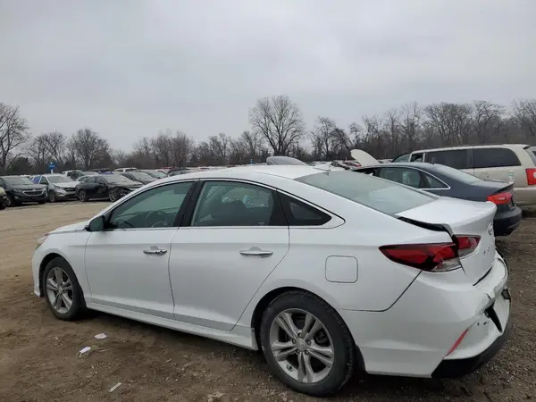 5NPE34AF6JH693328 2018 HYUNDAI SONATA - Image 2