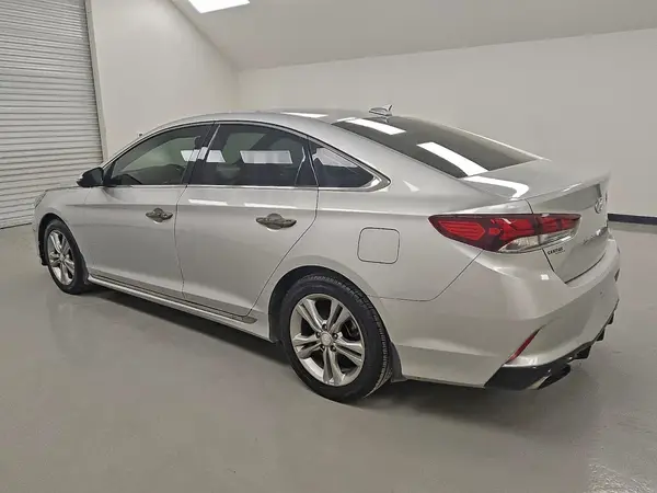 5NPE34AF6JH695130 2018 HYUNDAI SONATA - Image 2