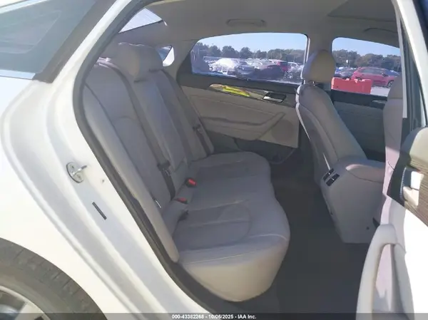 5NPE34AF6JH697704 2018 HYUNDAI SONATA - Image 8