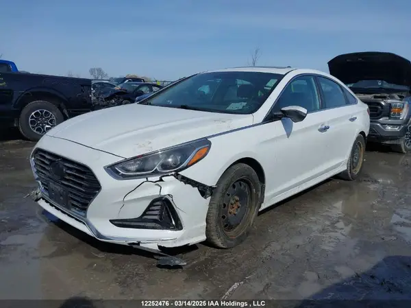5NPE34AF6JH698576 2018 HYUNDAI SONATA - Image 2