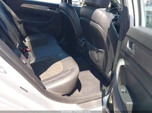 5NPE34AF6JH700665 2018 HYUNDAI SONATA - Image 8