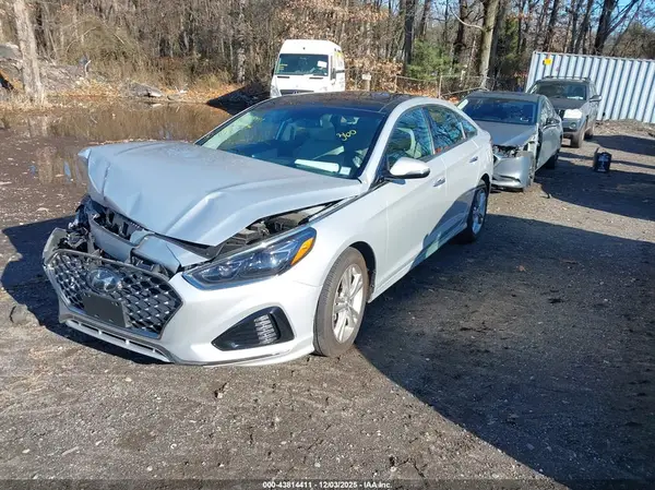 5NPE34AF6JH704683 2018 HYUNDAI SONATA - Image 2