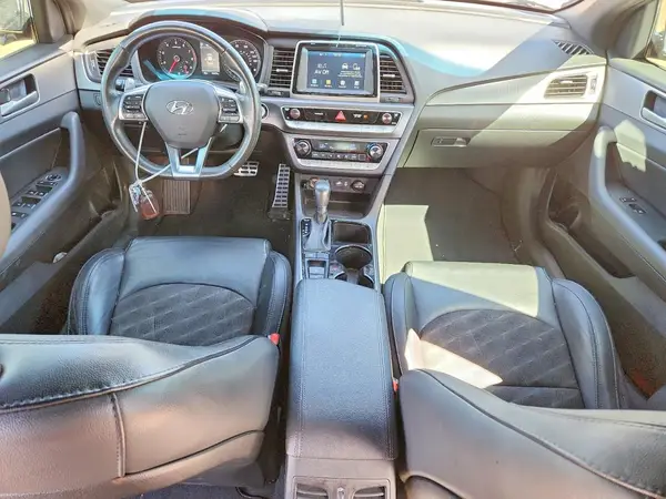5NPE34AF6JH705042 2018 HYUNDAI SONATA - Image 8