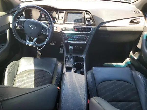 5NPE34AF6JH706420 2018 HYUNDAI SONATA - Image 8