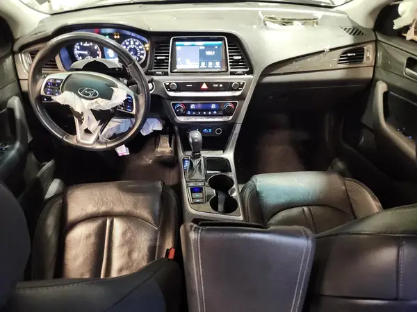 5NPE34AF6JH720642 2018 HYUNDAI SONATA - Image 8