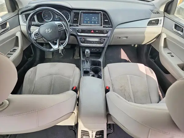 5NPE34AF6JH728112 2018 HYUNDAI SONATA - Image 8