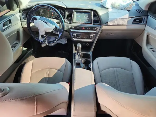 5NPE34AF6KH741802 2019 HYUNDAI SONATA - Image 8